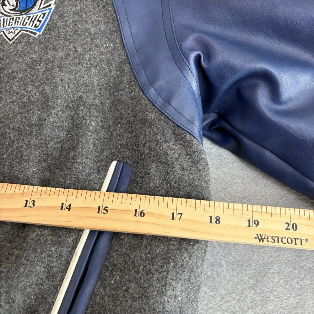 Dallas Mavericks Kids Size 8 10 NBA Varsity Jacket White Leather Sleeves **flaws